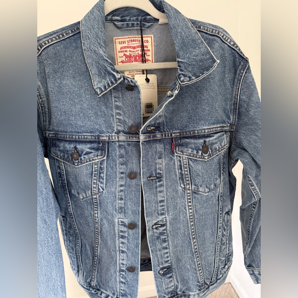 *NWT* Levi's Original Trucker Jacket - men’s small - Picture 3 of 5